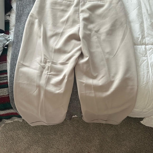 NWT: Abercrombie & Fitch Cream Wide-Leg Trousers - Picture 7 of 7